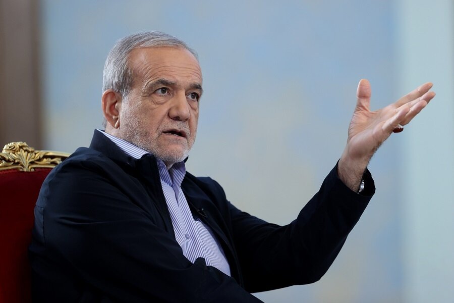 ببینید | حمله تند نماینده اصولگرای مجلس به رئیس‌جمهور: صد میلیارد را بگذارید جیب‌تان و قانون را اجرا کنید!