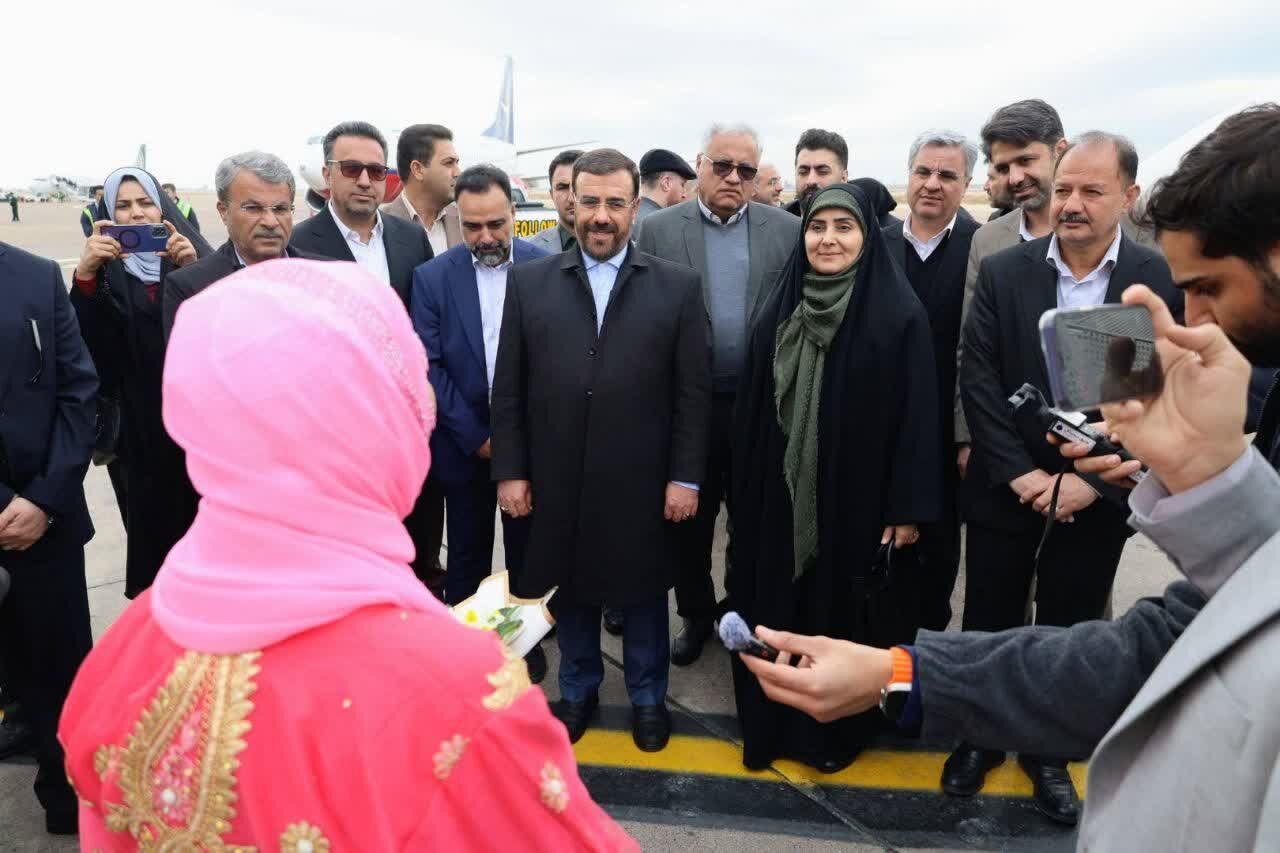 فارس میزبان وزیر راه؛ افتتاح ۱۴ پروژه راهسازی فارس میزبان وزیر راه؛ افتتاح ۱۴ پروژه راهسازی